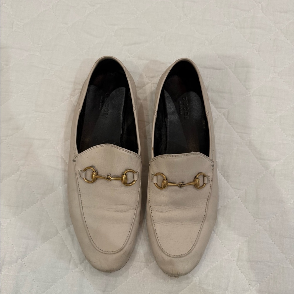Gucci Off White Loafers size 38